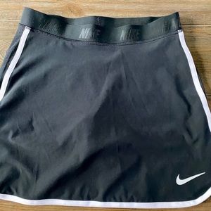 Nike Girls Golf Skirt